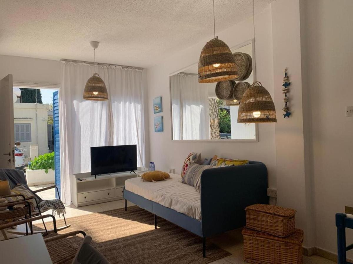 Romy'S Cozy One Bedroom Apt Larnaka Exterior foto